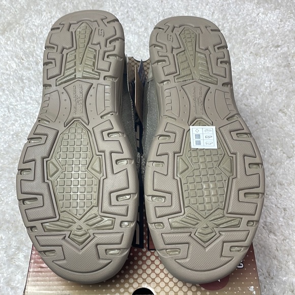 Skechers memory foam loafer for men. - Picture 6 of 9